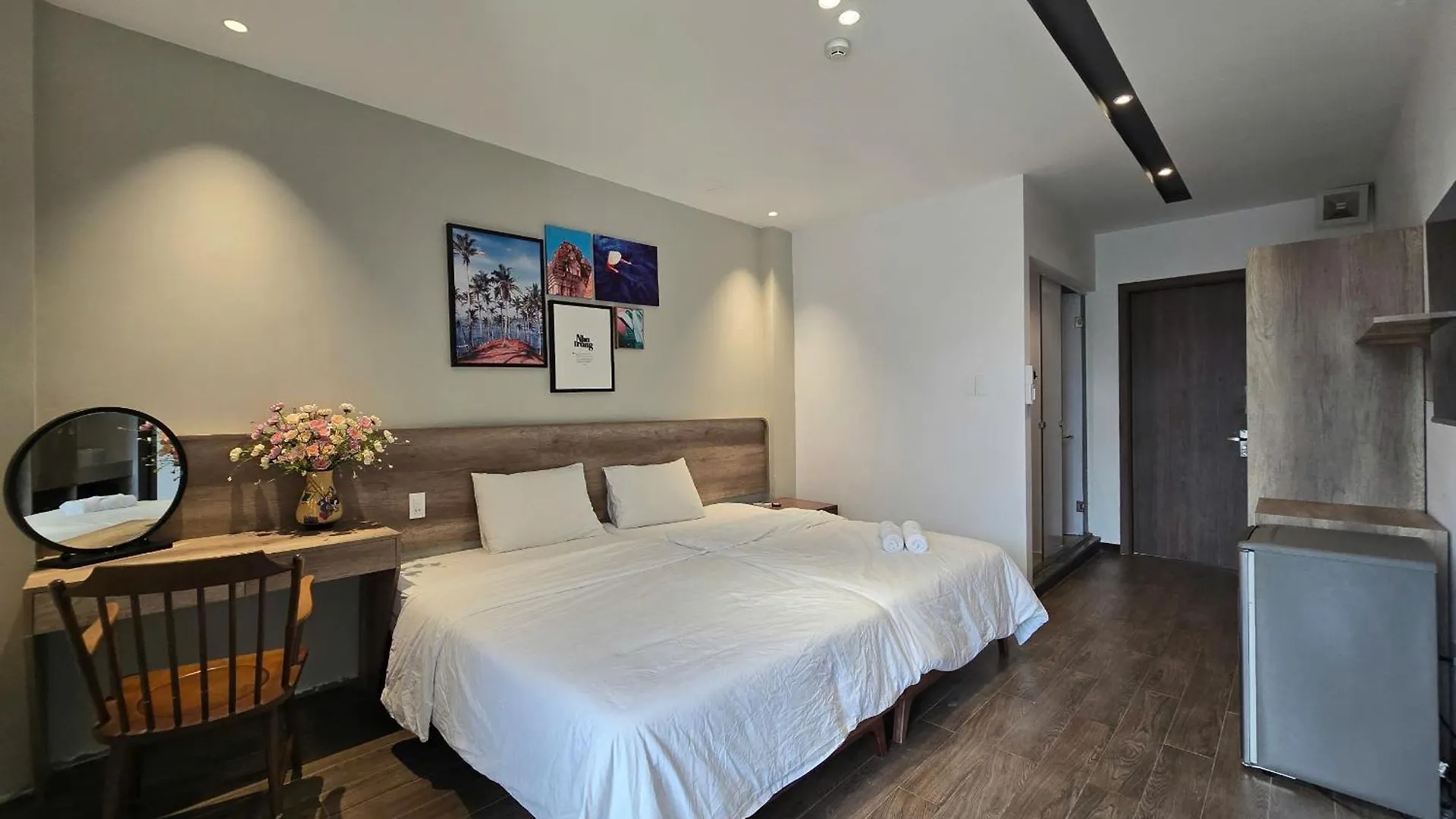 Wings House Daire Da Nang 0*,  Vietnam
